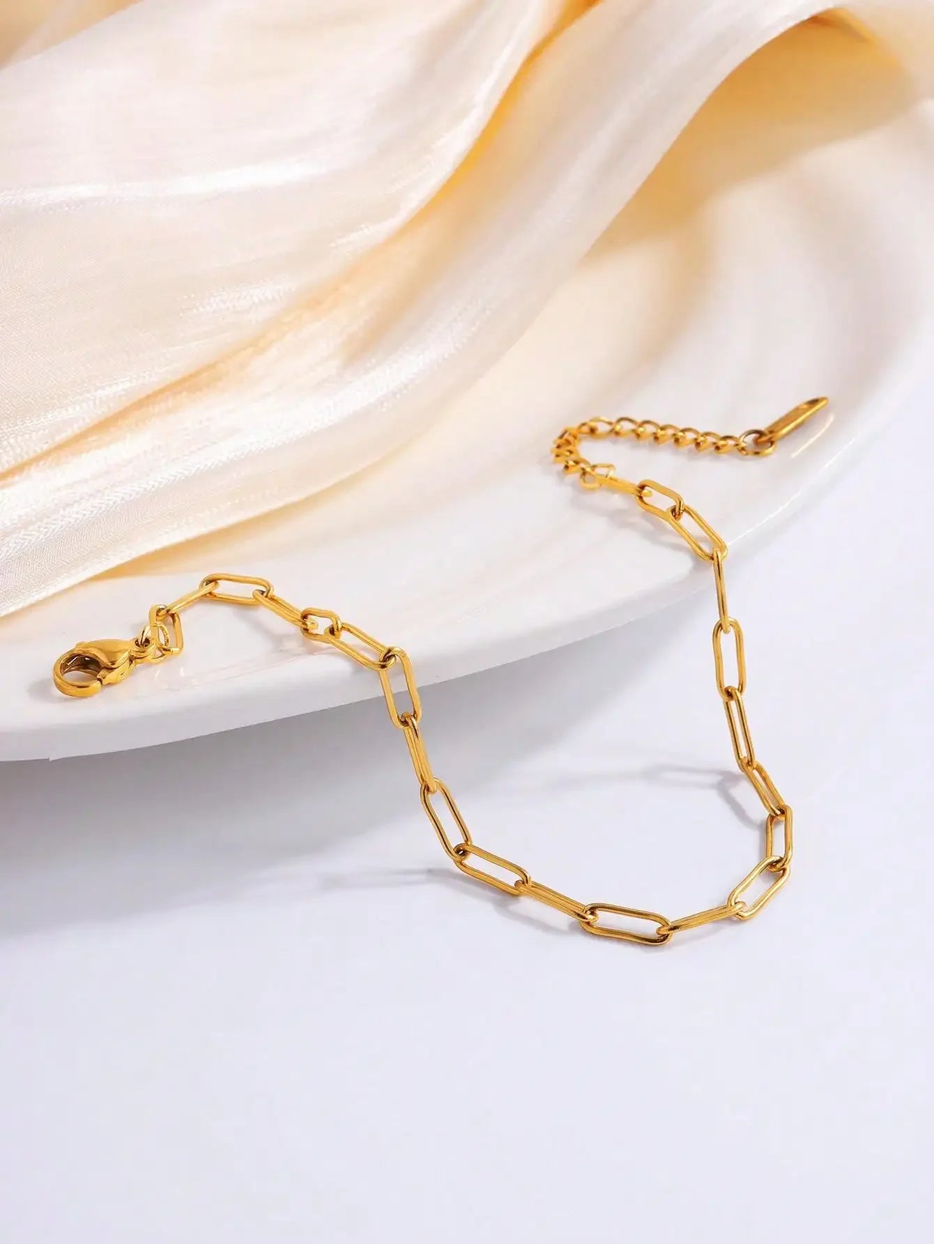 1 Piece Of Simple Casual Fashion Stainless Steel Round Snake Flat Snake Bracelet Is Suitable For Daily Wear, Gifts For Couples - Clikcy