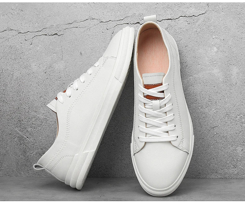 The 2025 New Men's Casual Shoes Feature A Durable and Anti-slip Upper, A Fashionable and Versatile Sole, and Are of High Quality