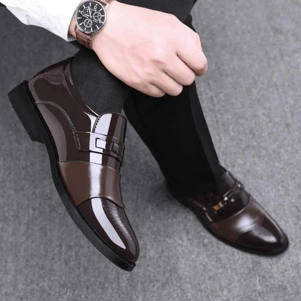 Fashion Black PU Leather Shoes Slip on Formal Men Shoes Plus Size Point Toe Wedding Shoes for Male Elegant Business Casual Shoes