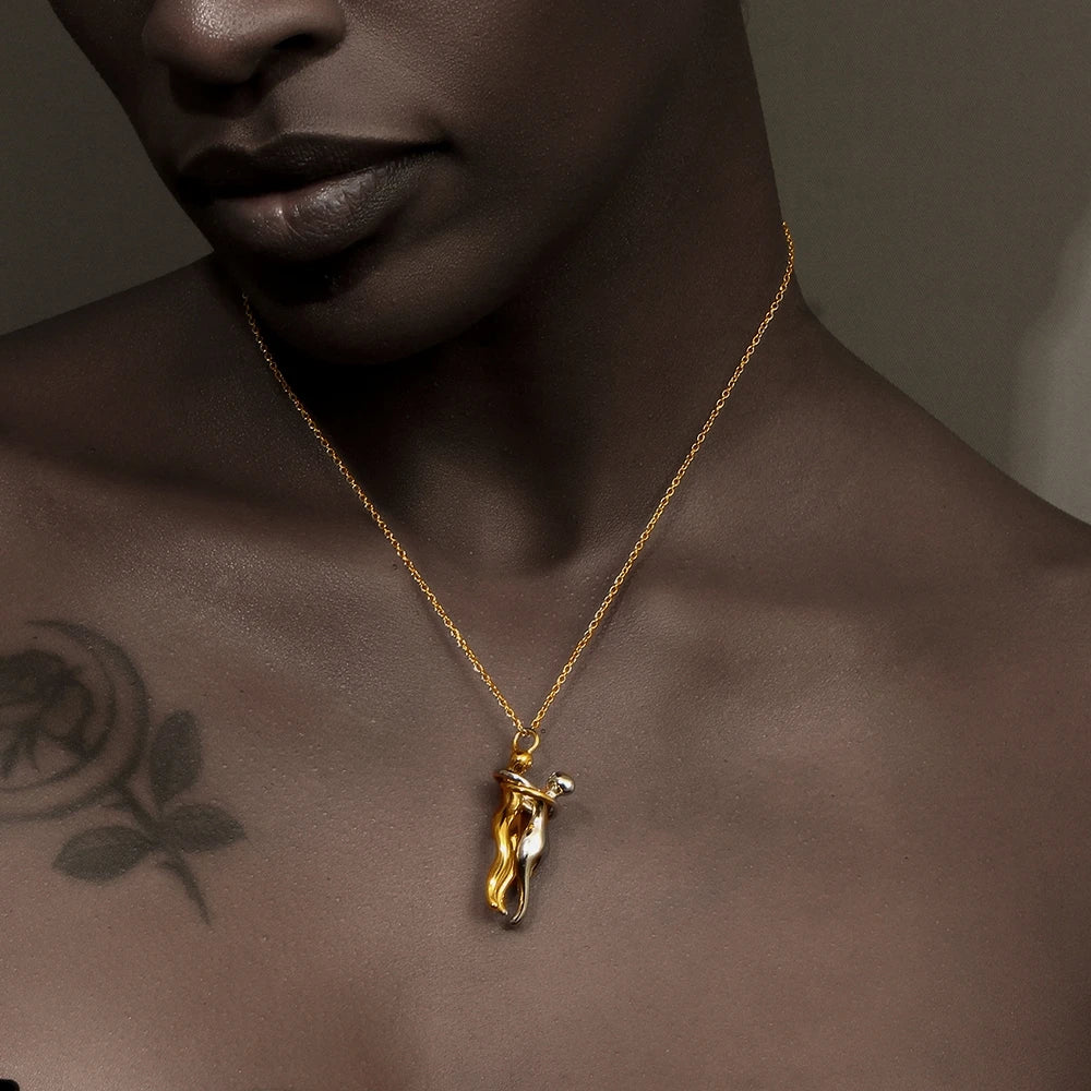 E.B.belle Mix Color Smooth Design People Hug Pendants Necklace Stainless Steel 18K Gold Fashion Jewelry For Lover Family Gift - Clikcy