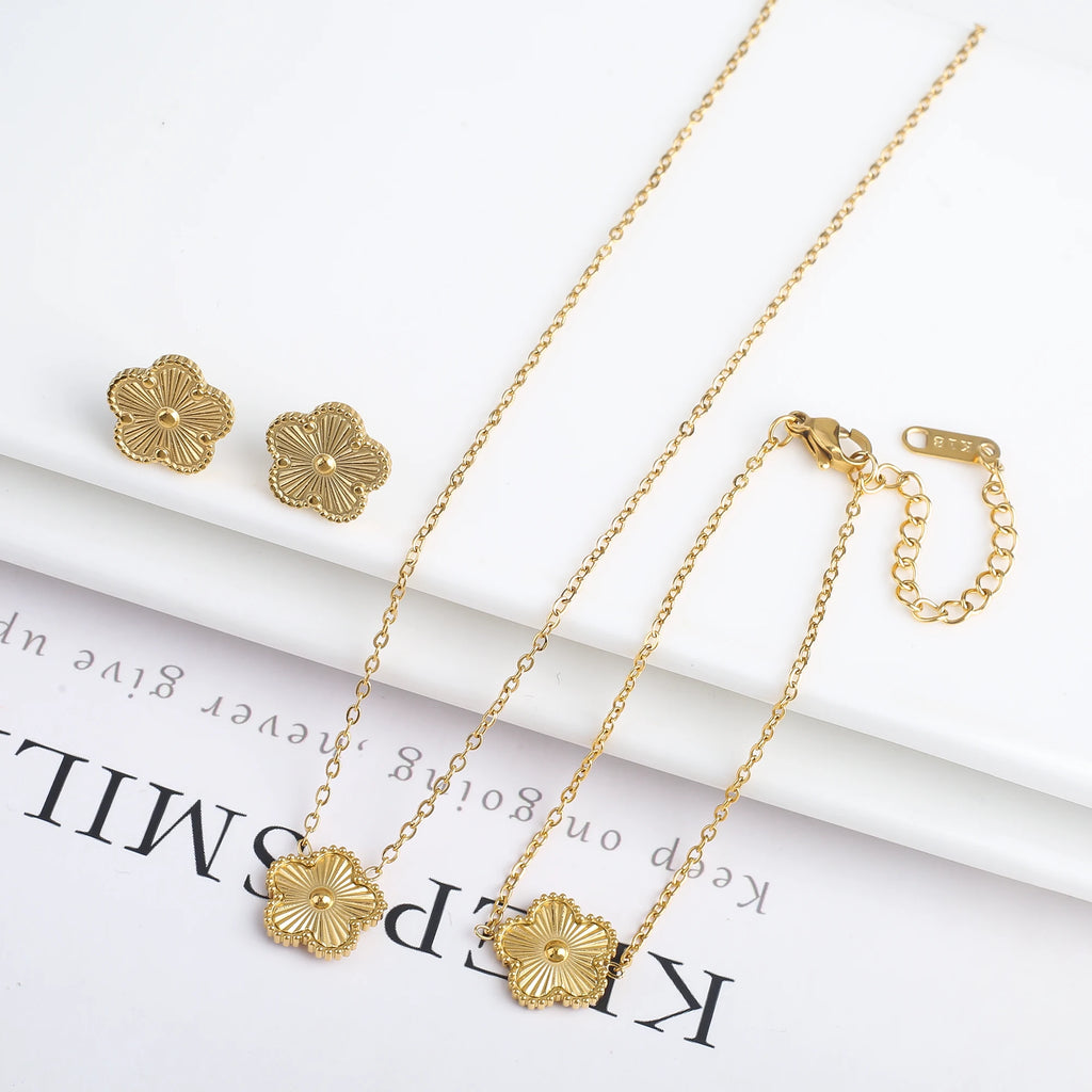 3Pcs 18k Gold-Plated Five-Leaf Flower Necklace Earrings Bracelet Jewelry Set For Woman Fashion Party Jewelry Daily Wear Clover - Clikcy