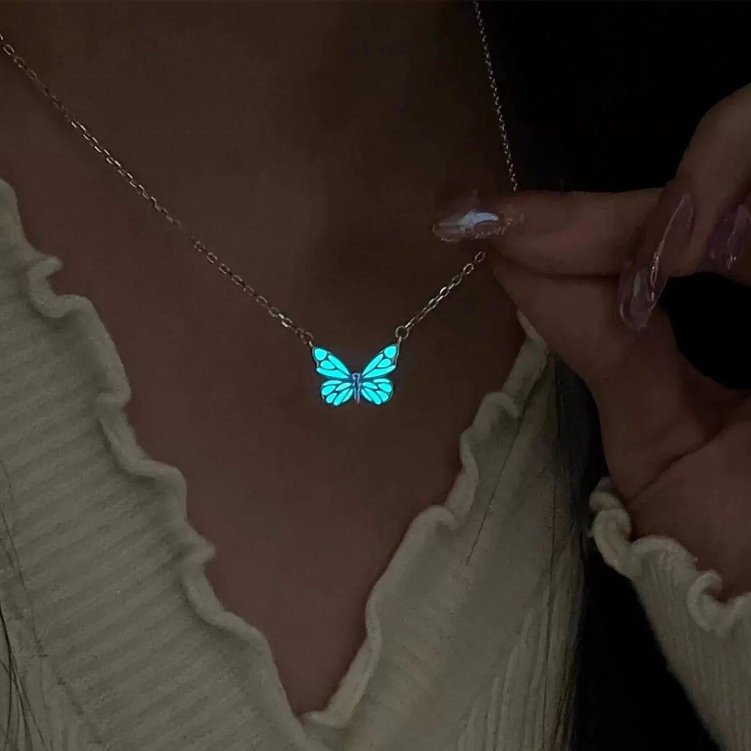1Set Glow in The Dark Pendant Necklace Bracelet Mermaid Spiral Fashion Jewelry Night Necklace Butterfly Necklace Women Jewelry - Clikcy