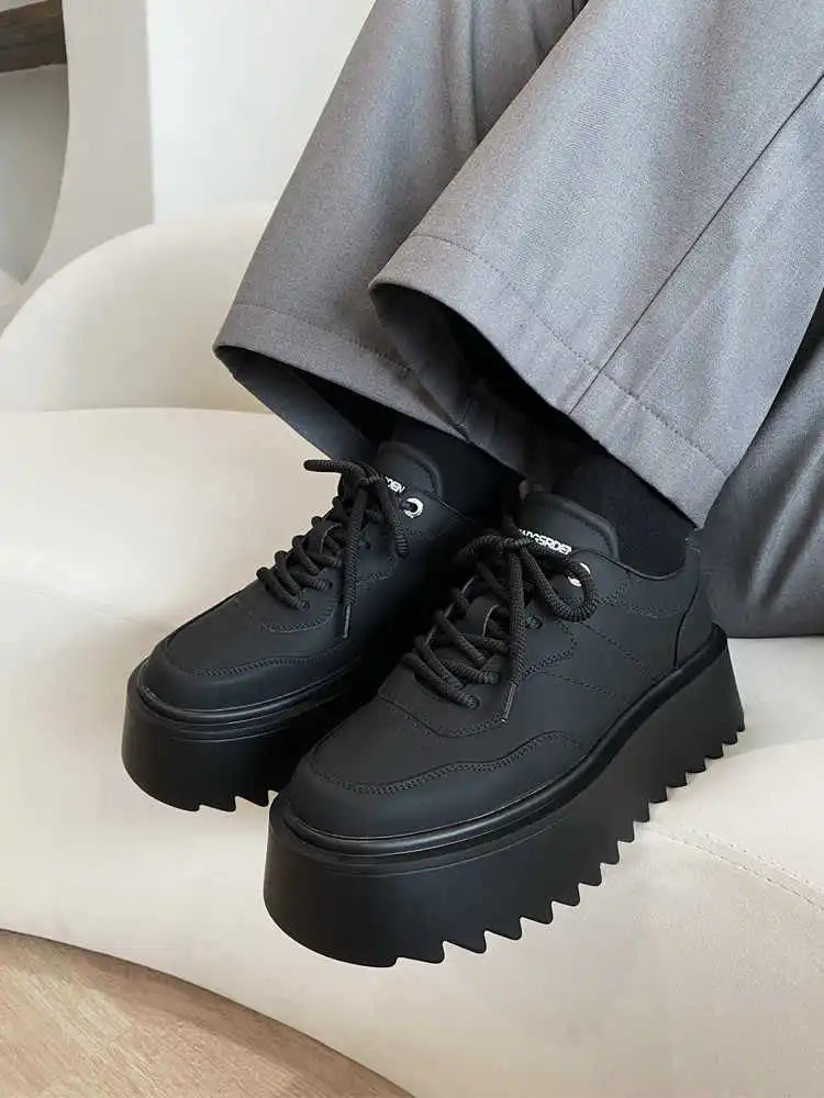 Platform Men's Casual Shoes New Skateboarding Shoes for Men Sneakers Fashion Men Black Vulcanized Shoes Non-slip Casual Sneakers