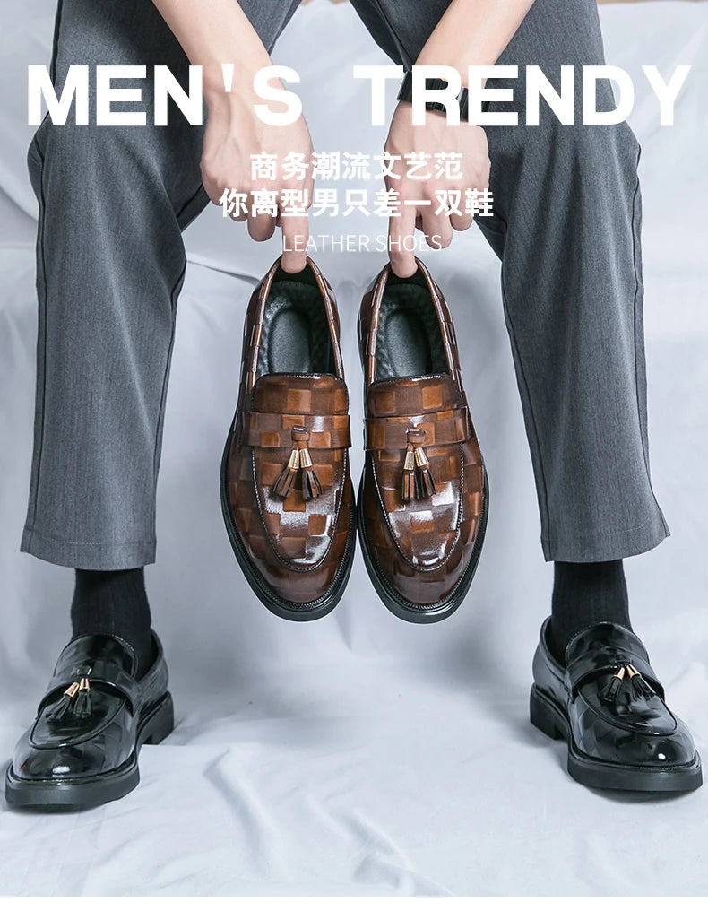 Fashion Designer Formal Slip On Men Dress Shoes New Classic Leather Oxfords For Party Business Shoes Men's Wedding Flat Loafers