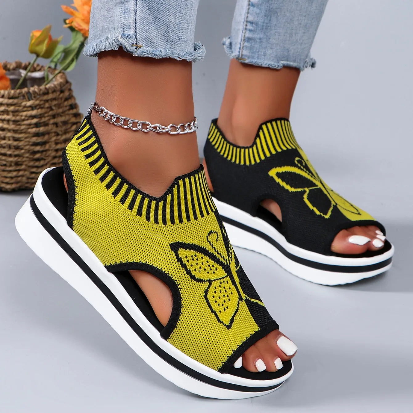 Women Flat Sandals Mesh Fish Mouth Casual Low Heels New Summer Slides Women Platform Shoes Sports Wedges Beach Comfort Sandals
