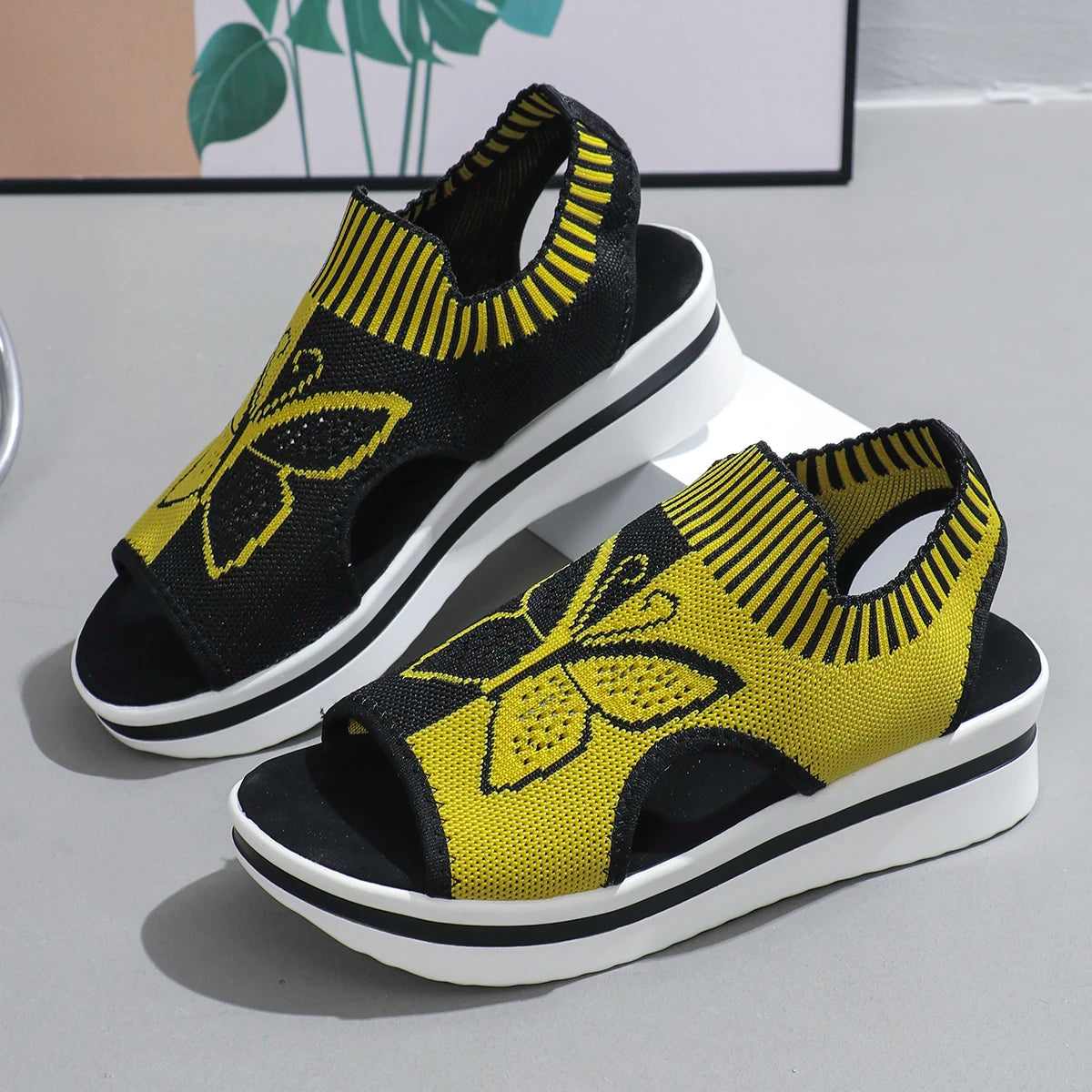 Women Flat Sandals Mesh Fish Mouth Casual Low Heels New Summer Slides Women Platform Shoes Sports Wedges Beach Comfort Sandals