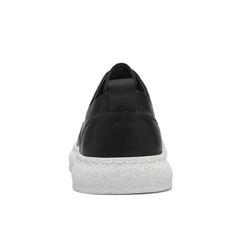 The 2025 New Men's Casual Shoes Feature A Durable and Anti-slip Upper, A Fashionable and Versatile Sole, and Are of High Quality - Clikcy