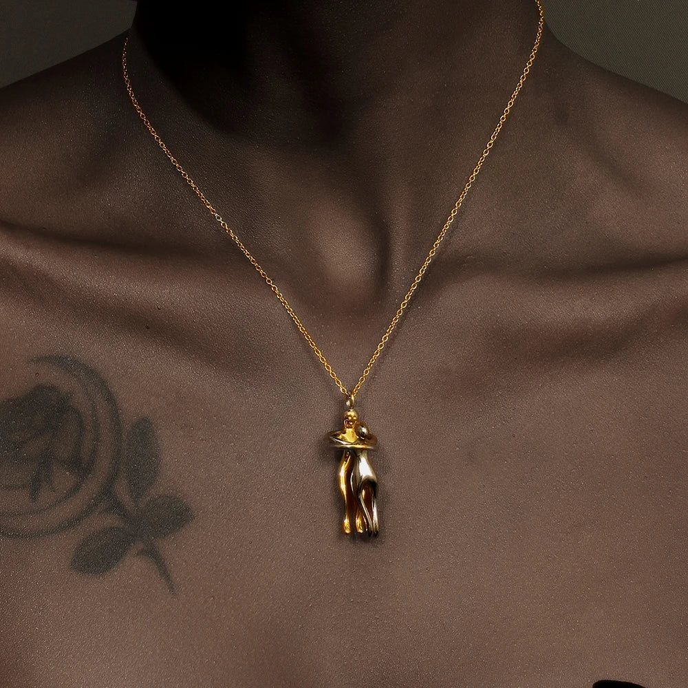 E.B.belle Mix Color Smooth Design People Hug Pendants Necklace Stainless Steel 18K Gold Fashion Jewelry For Lover Family Gift - Clikcy