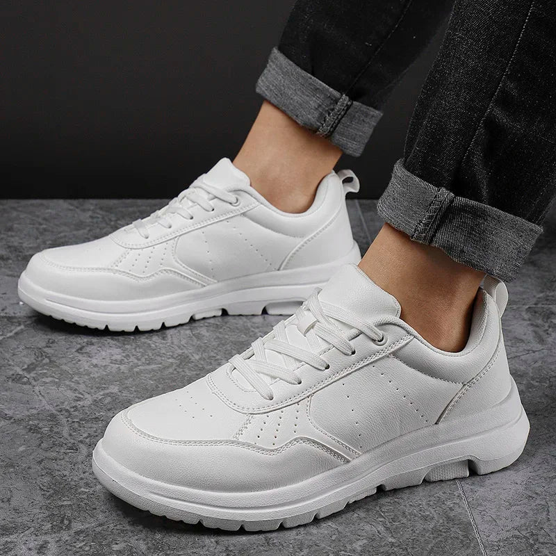 Men Sport Shoes Black Sneakers Trend Running Shoes Breathable Male Sneakers Non-Slip Footwear Men Shoes New Fashion