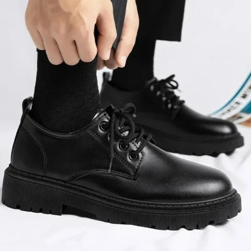 Casual Men's Pure Black Lace-up Height-increasing Business-style Low-heeled, Comfortable and Durable Small Leather Shoes