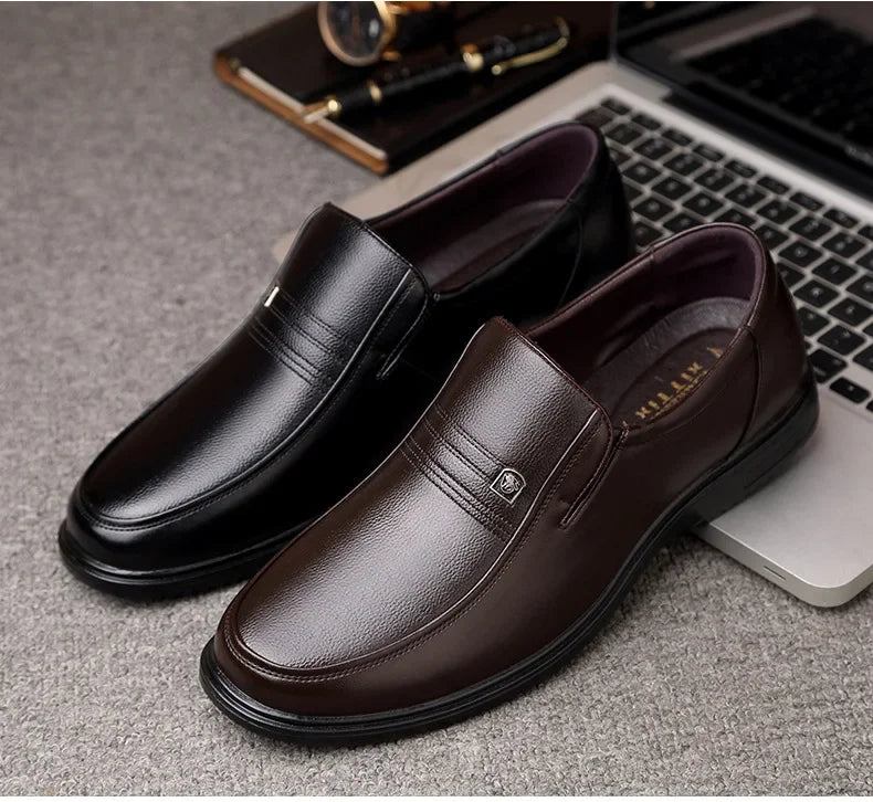 New Style Business Casual Men's Shoes Soft Sole Cow Leather Large Size Father Shoes For Middle-Aged And Elderly Men
