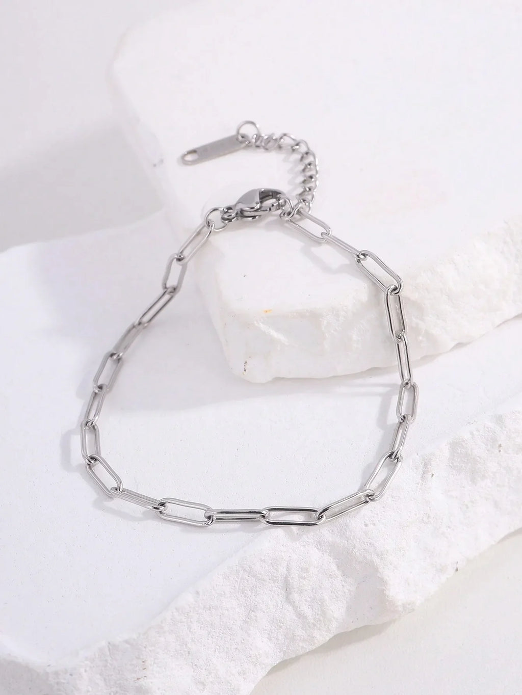 1 Piece Of Simple Casual Fashion Stainless Steel Round Snake Flat Snake Bracelet Is Suitable For Daily Wear, Gifts For Couples