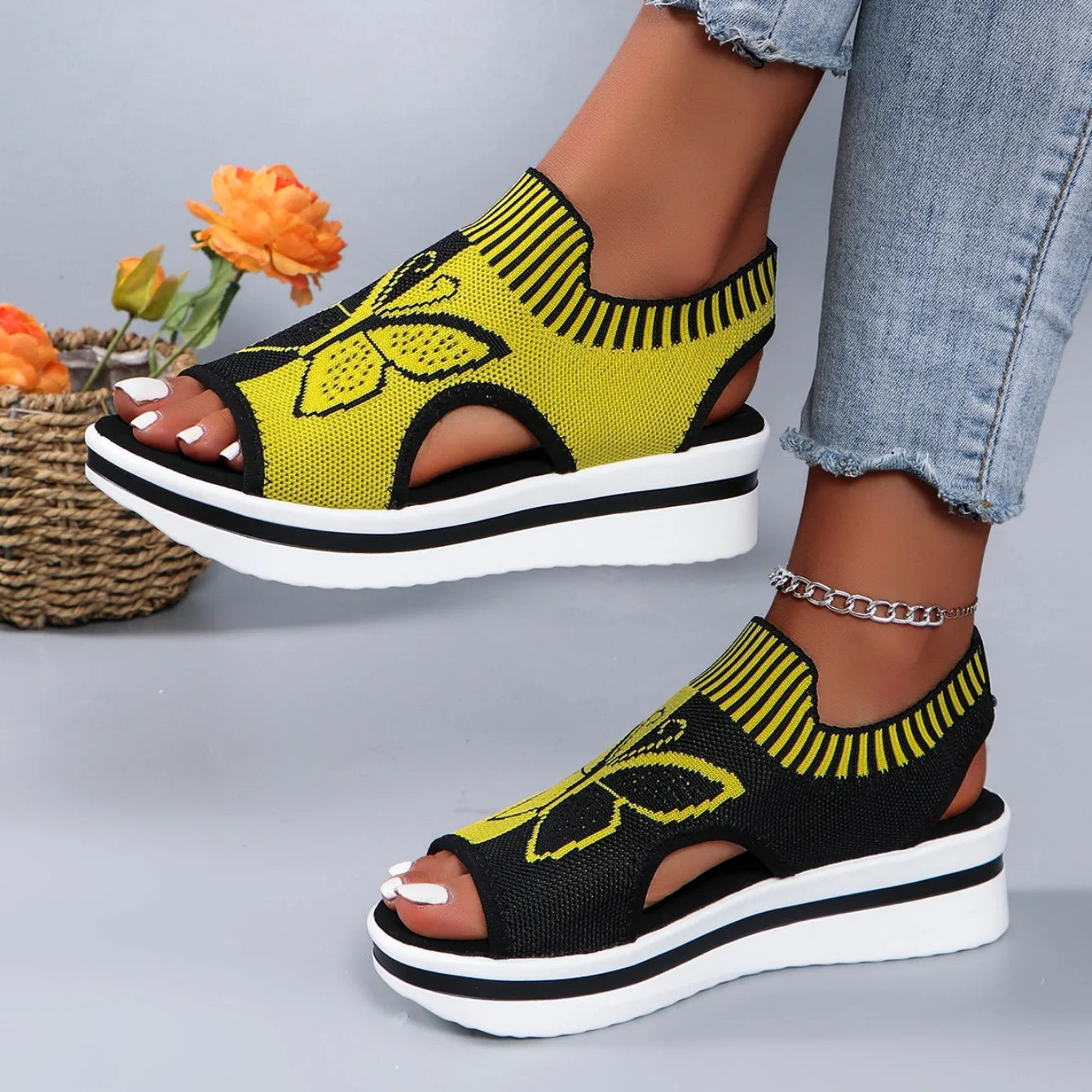 Women Flat Sandals Mesh Fish Mouth Casual Low Heels New Summer Slides Women Platform Shoes Sports Wedges Beach Comfort Sandals