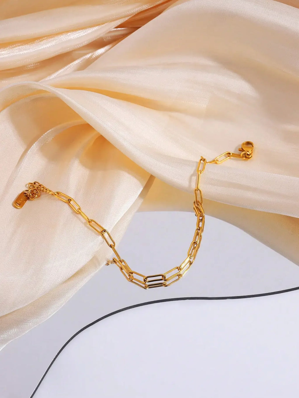 1 Piece Of Simple Casual Fashion Stainless Steel Round Snake Flat Snake Bracelet Is Suitable For Daily Wear, Gifts For Couples - Clikcy