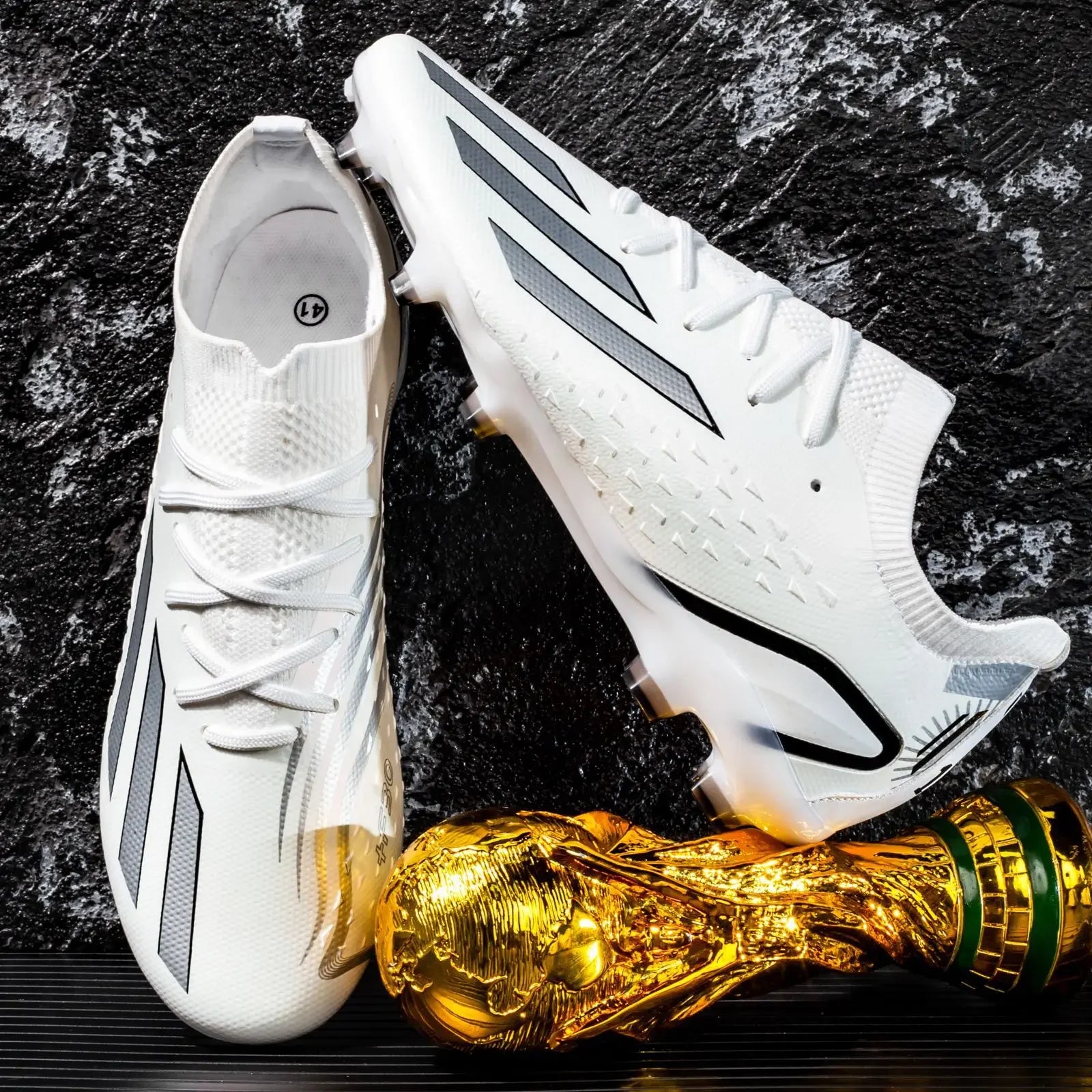 Hot Sale Of The Season New Football Shoes for Men Low Cut Portsmouth Grass Field Competition Training World Cup Cross Border Bre