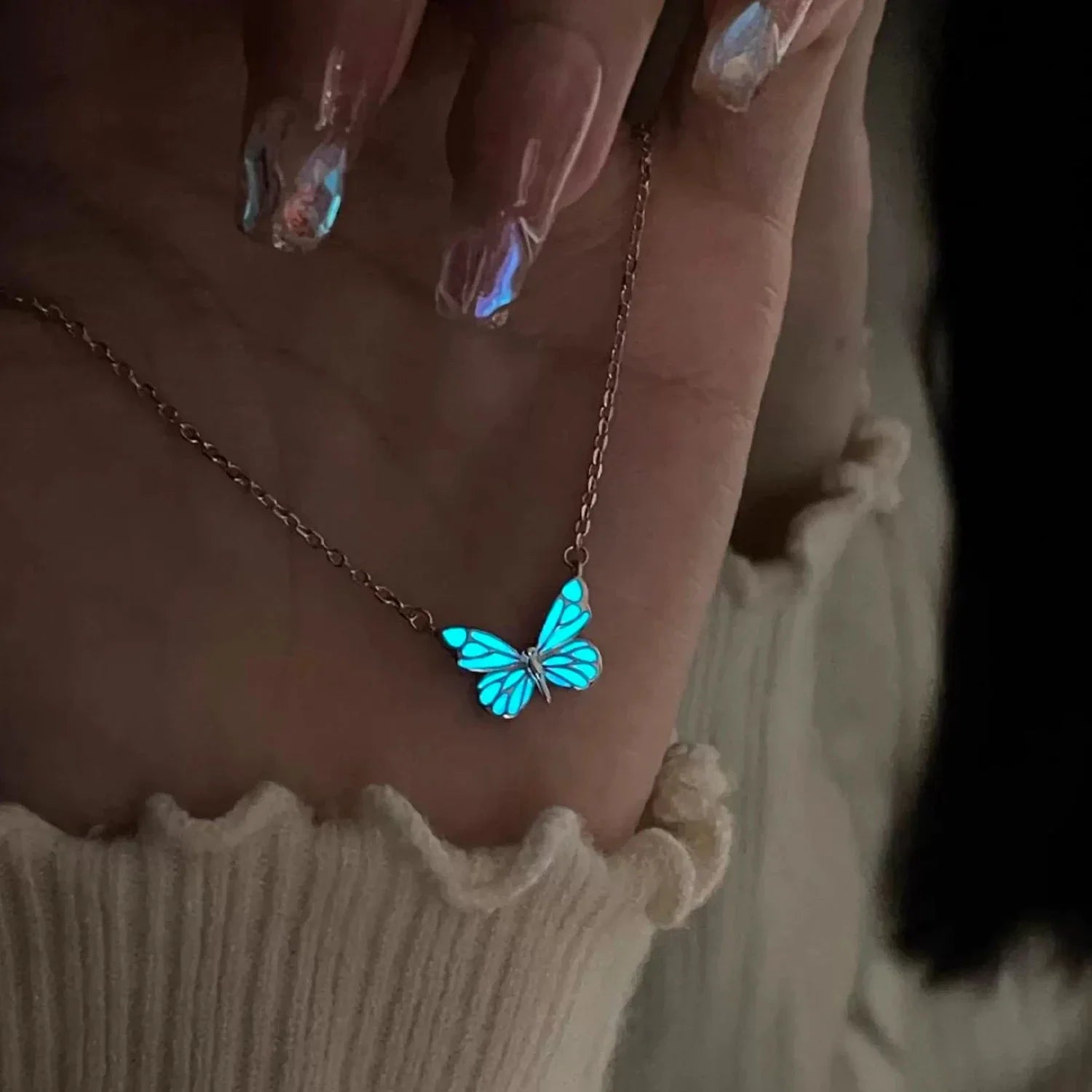 1Set Glow in The Dark Pendant Necklace Bracelet Mermaid Spiral Fashion Jewelry Night Necklace Butterfly Necklace Women Jewelry - Clikcy