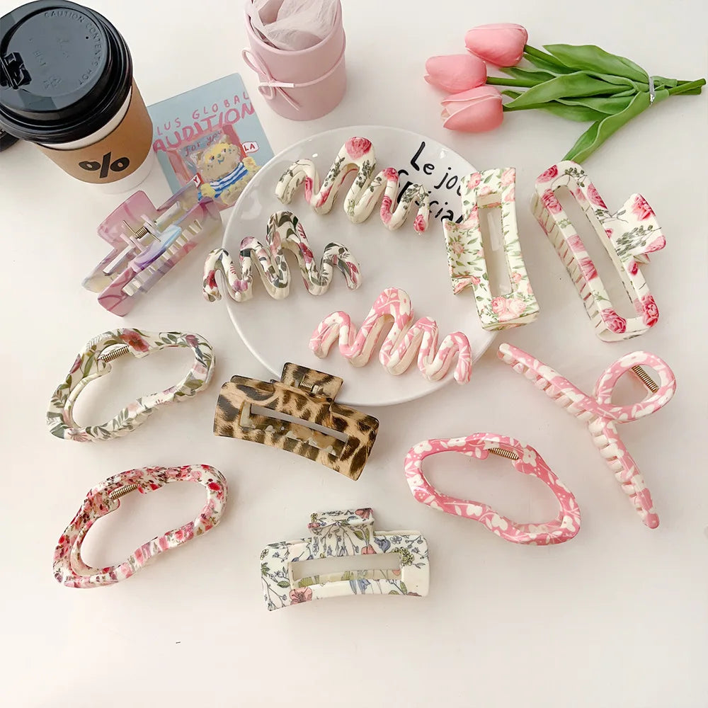 Super Large 13cm Printed Grab Clip Korean Fresh and Sweet Disc Hair Crab Clip Premium Girl Hairpin Hair Accessories - Clikcy