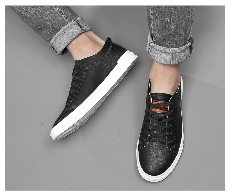 The 2025 New Men's Casual Shoes Feature A Durable and Anti-slip Upper, A Fashionable and Versatile Sole, and Are of High Quality - Clikcy