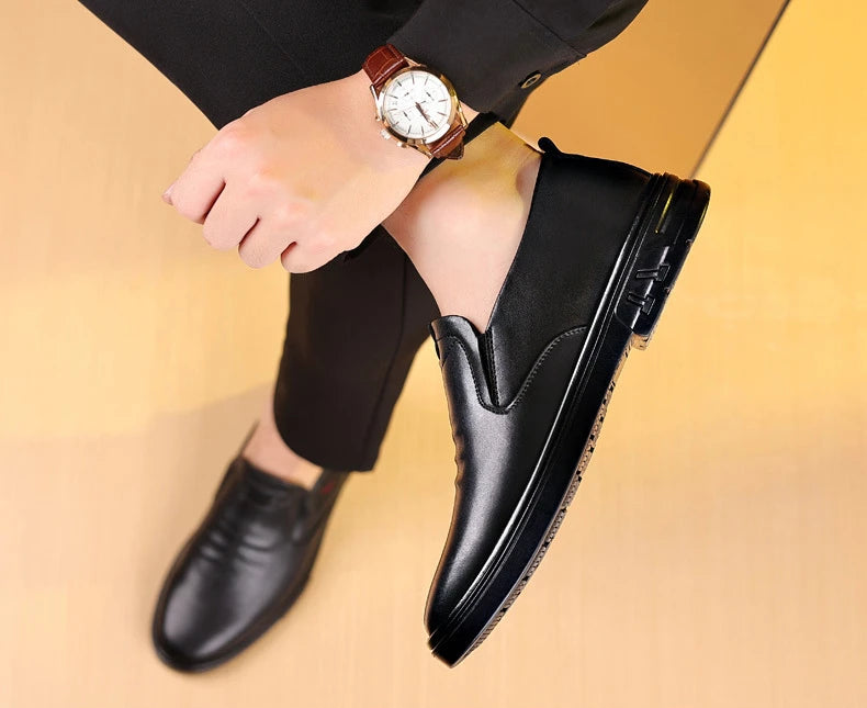 Men's Cow Leather Shoes Genuine Leather Handmade Business shoes Round Toe Casual Loafers Comfortable Man footwear Zapatos Homme