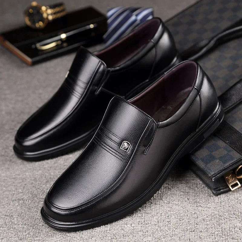 New Style Business Casual Men's Shoes Soft Sole Cow Leather Large Size Father Shoes For Middle-Aged And Elderly Men