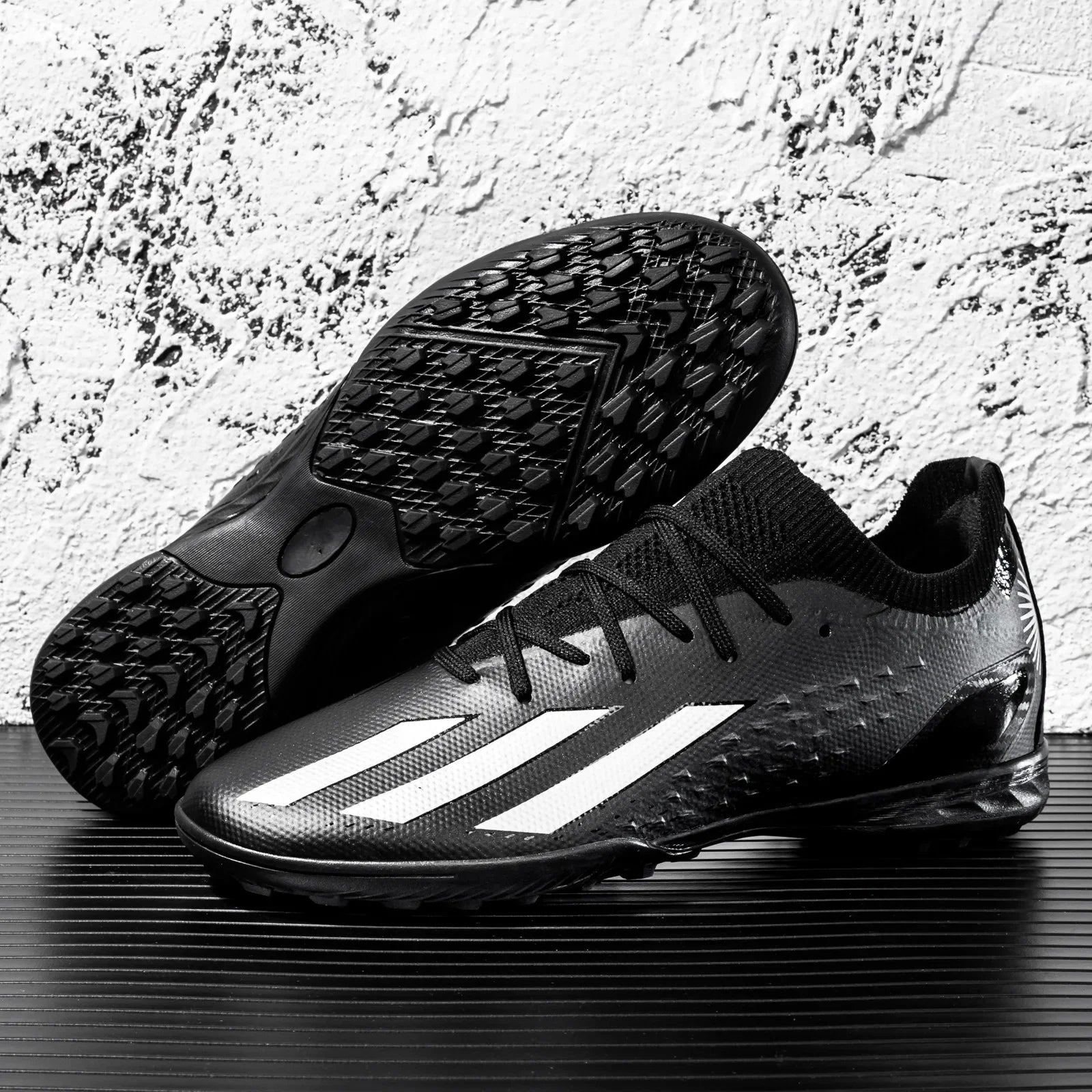 Hot Sale Of The Season New Football Shoes for Men Low Cut Portsmouth Grass Field Competition Training World Cup Cross Border Bre - Clikcy