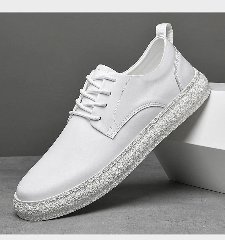 The 2025 New Men's Casual Shoes Feature A Durable and Anti-slip Upper, A Fashionable and Versatile Sole, and Are of High Quality