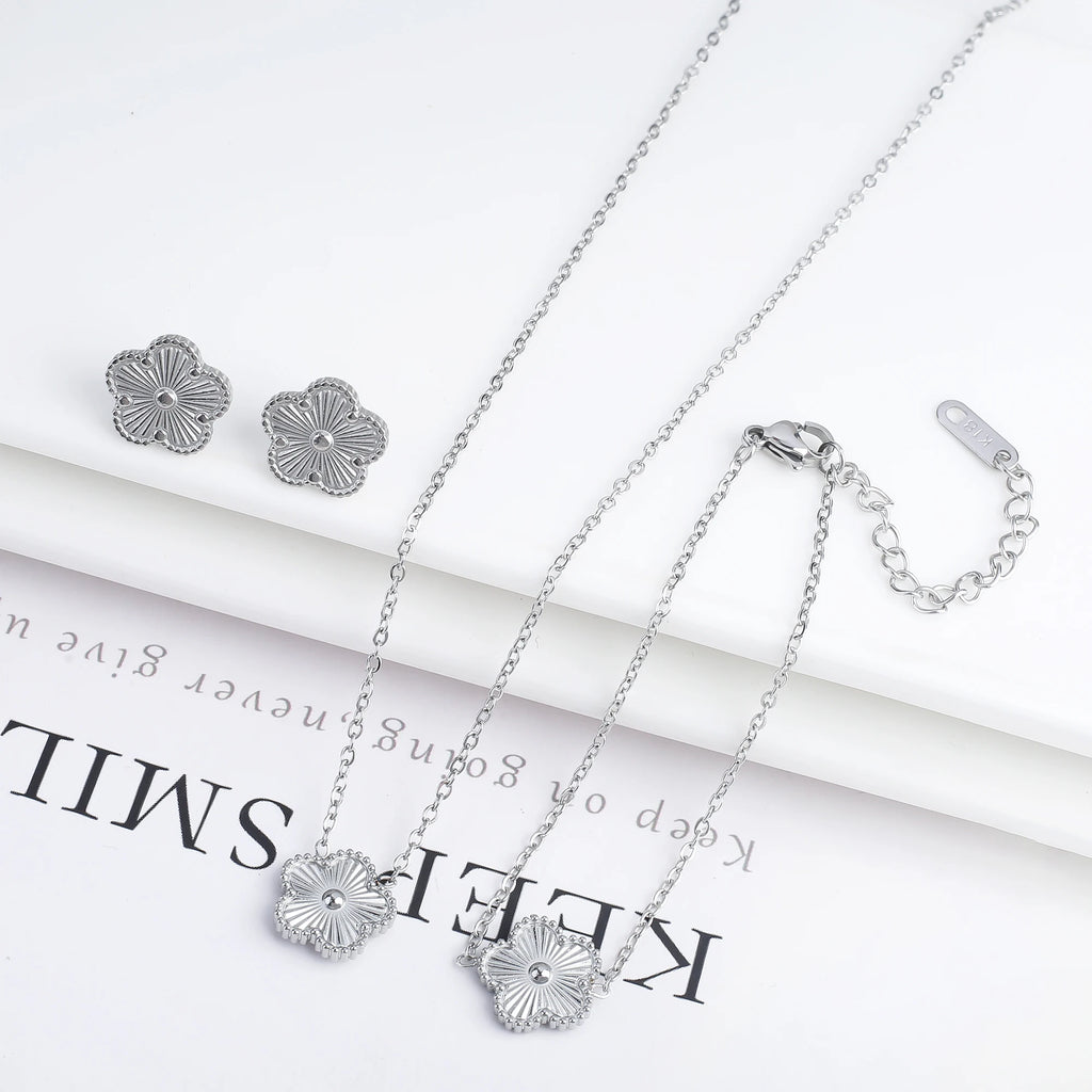 3Pcs 18k Gold-Plated Five-Leaf Flower Necklace Earrings Bracelet Jewelry Set For Woman Fashion Party Jewelry Daily Wear Clover - Clikcy