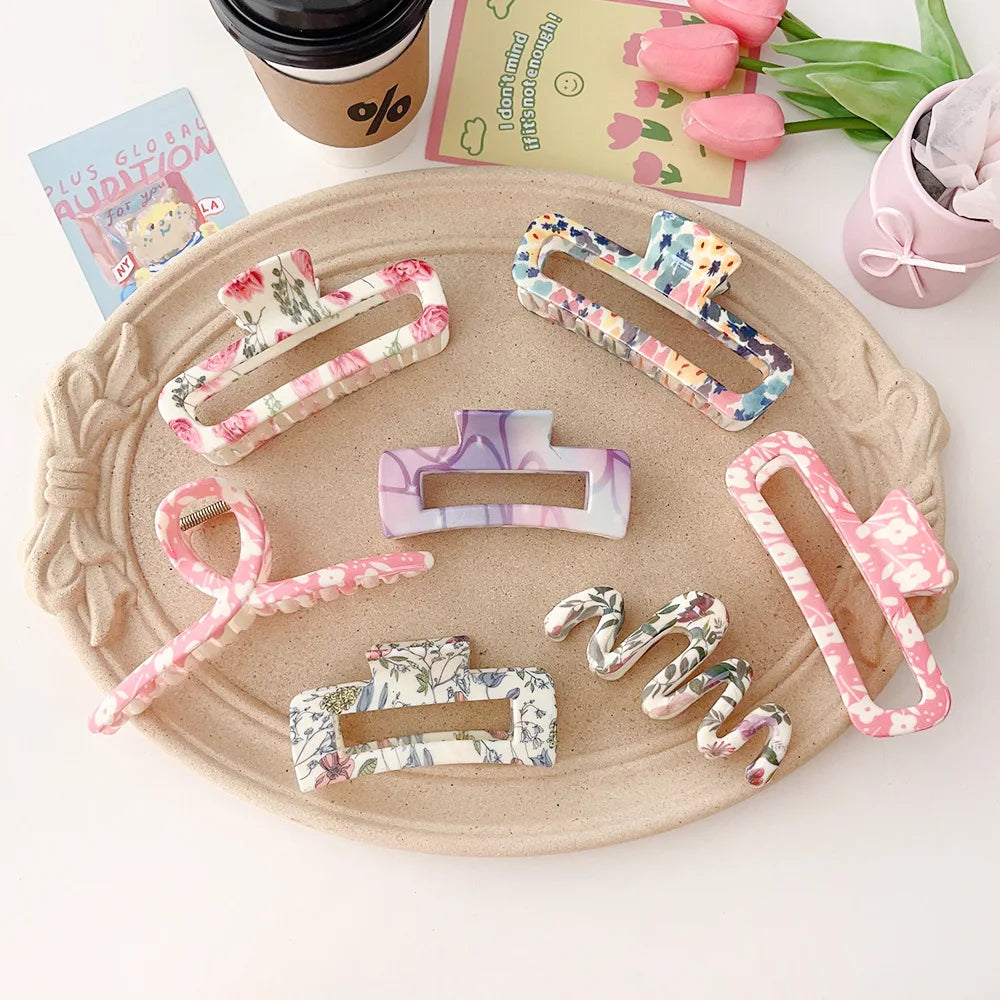 Super Large 13cm Printed Grab Clip Korean Fresh and Sweet Disc Hair Crab Clip Premium Girl Hairpin Hair Accessories - Clikcy