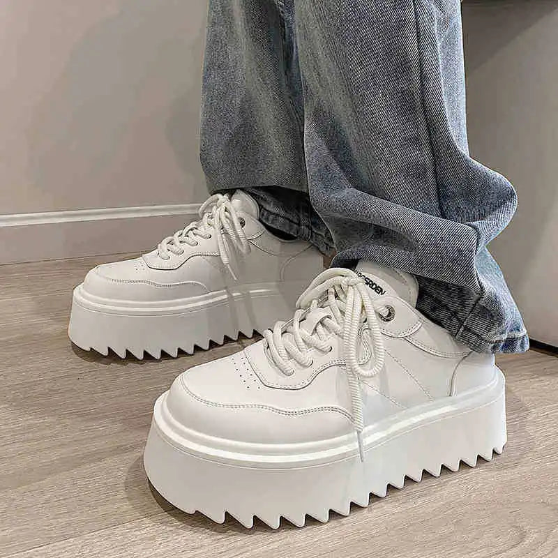 Platform Men's Casual Shoes New Skateboarding Shoes for Men Sneakers Fashion Men Black Vulcanized Shoes Non-slip Casual Sneakers