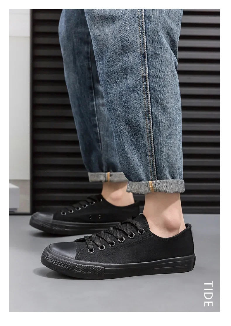 Men's All-Black Low-Top Canvas Shoes Spring Casual Sports Flat Bottom Couple's Sulfurization Flats Unisex Slip-On Sneakers