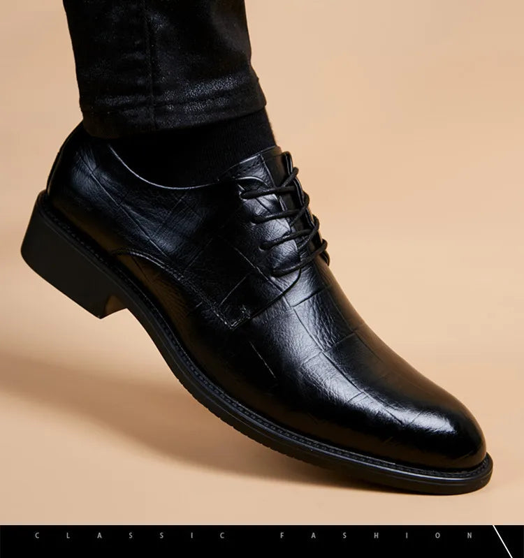 New Black Men Suit Shoes Party Men's Dress Shoes Italian Leather Zapatos Hombre Formal Shoes Men Office Sapato Social Masculino