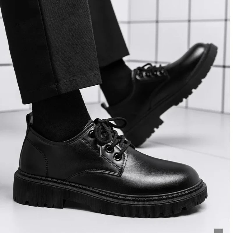 Casual Men's Pure Black Lace-up Height-increasing Business-style Low-heeled, Comfortable and Durable Small Leather Shoes