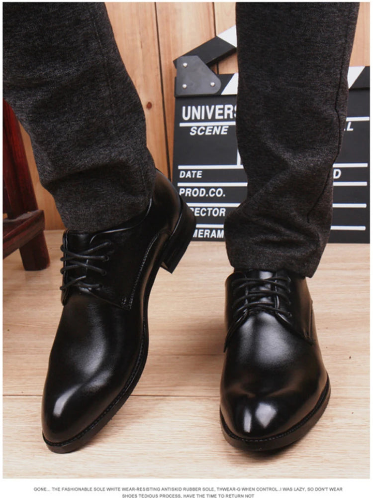 New Black Men Suit Shoes Party Men's Dress Shoes Italian Leather Zapatos Hombre Formal Shoes Men Office Sapato Social Masculino