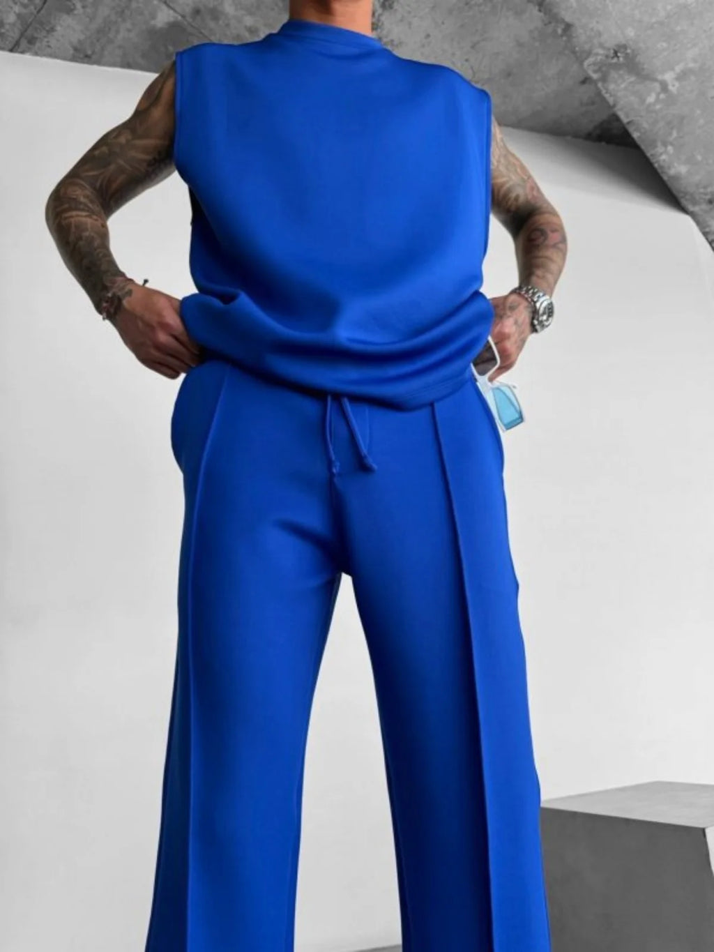 New men's casual pants, stylish and comfortable elastic waist drawstring single-line pleated solid color pocket mops pants - Clikcy