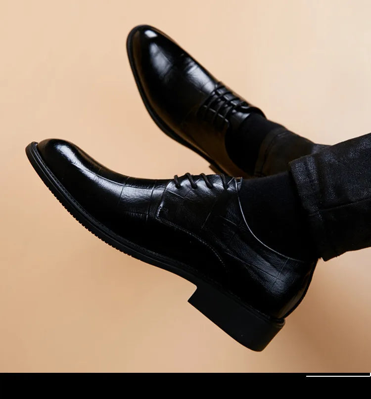 New Black Men Suit Shoes Party Men's Dress Shoes Italian Leather Zapatos Hombre Formal Shoes Men Office Sapato Social Masculino