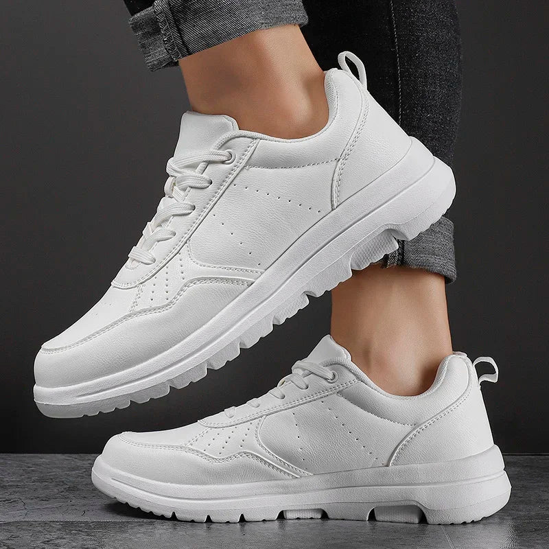 Men Sport Shoes Black Sneakers Trend Running Shoes Breathable Male Sneakers Non-Slip Footwear Men Shoes New Fashion