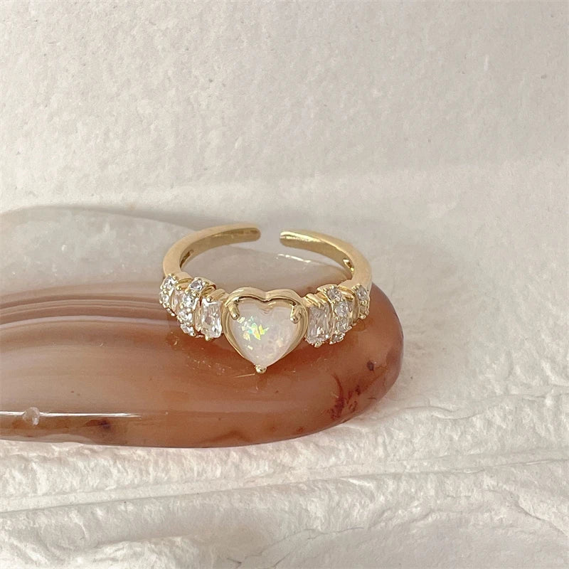 Pearl Ring Female Minority Design Advanced Sense Fashion Personality Adjustable Beimu Vintage Index Finger Ring Jewelry Gift