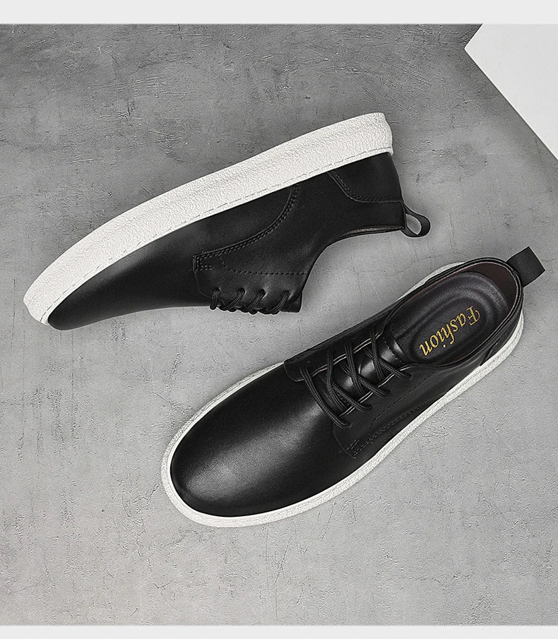 The 2025 New Men's Casual Shoes Feature A Durable and Anti-slip Upper, A Fashionable and Versatile Sole, and Are of High Quality