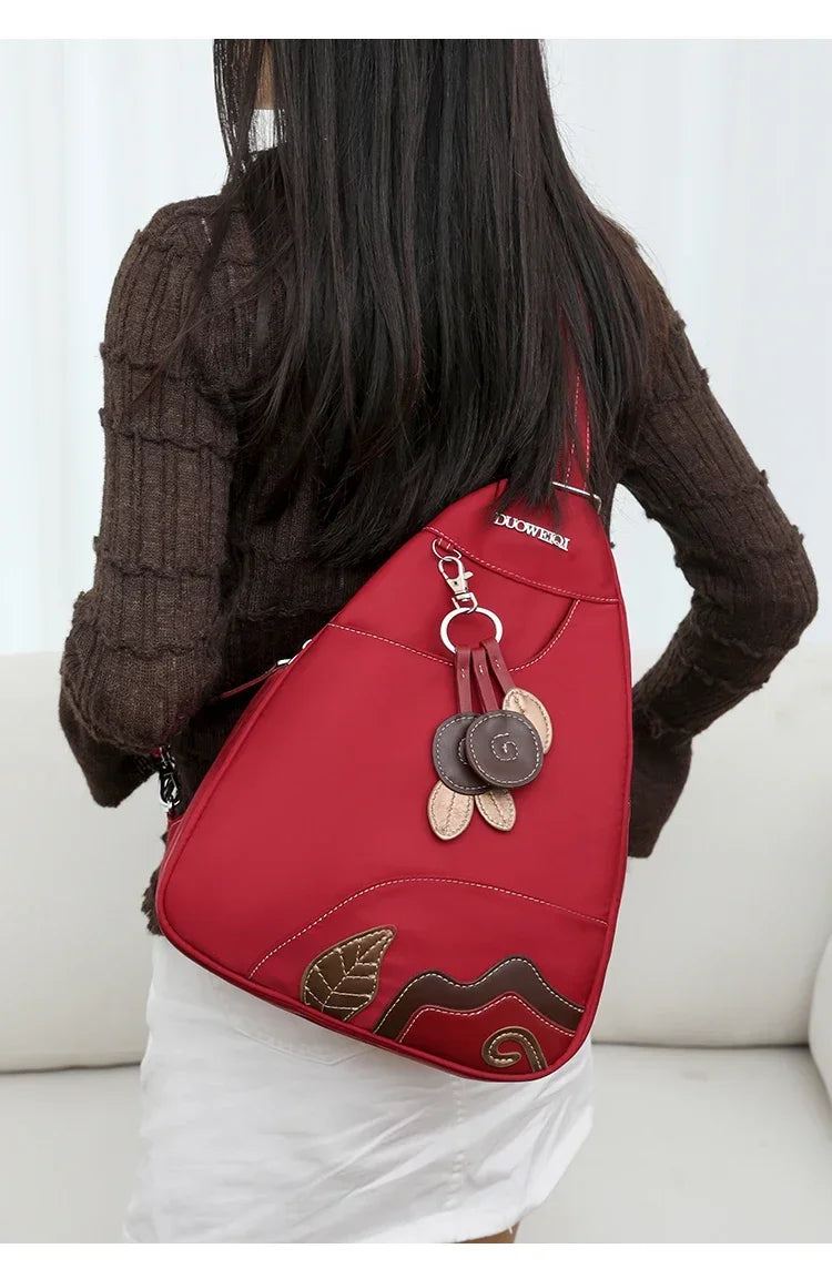 Casual Solid Nylon Designer Style Backpacks for Women 2025 High Quality Simple Versatile Commute Hot Trendy Sweet School Bags