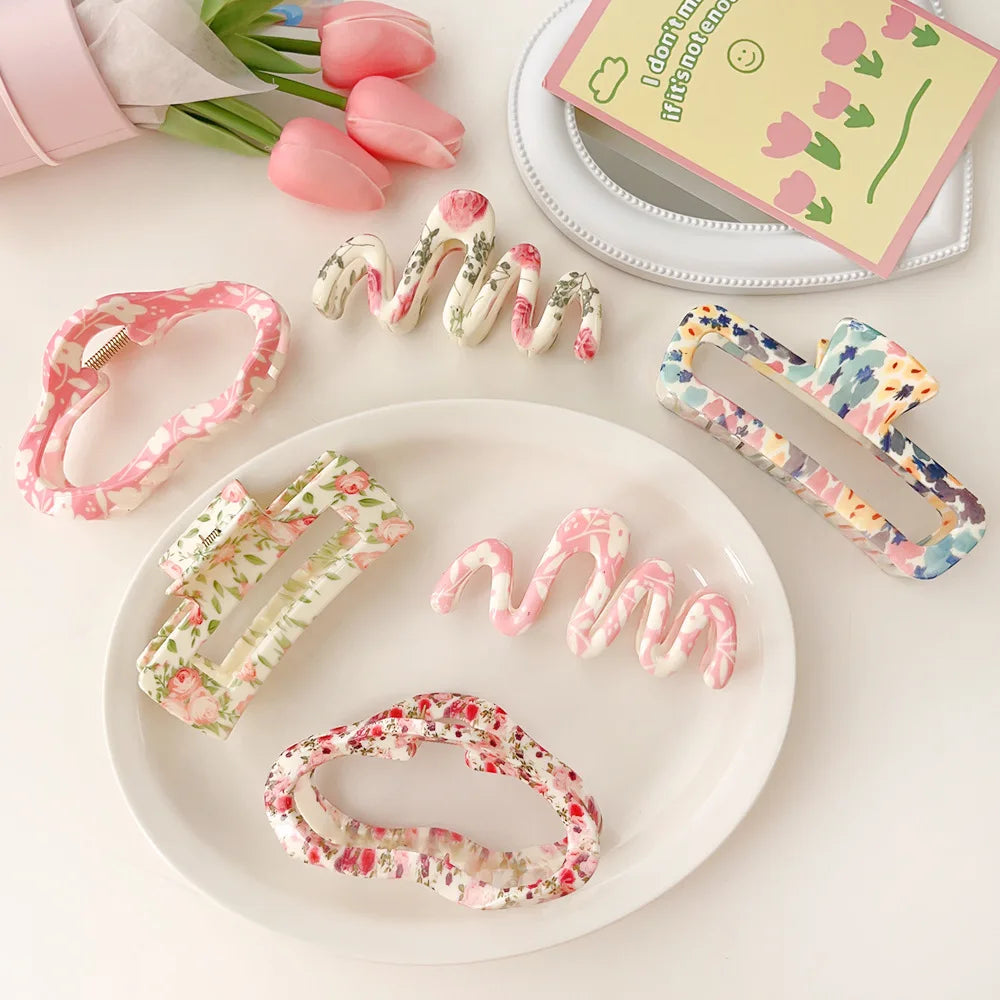 Super Large 13cm Printed Grab Clip Korean Fresh and Sweet Disc Hair Crab Clip Premium Girl Hairpin Hair Accessories - Clikcy