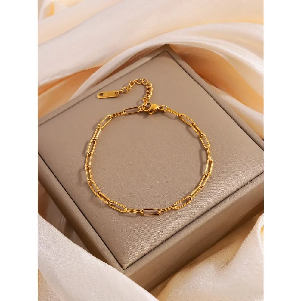 1 Piece Of Simple Casual Fashion Stainless Steel Round Snake Flat Snake Bracelet Is Suitable For Daily Wear, Gifts For Couples - Clikcy