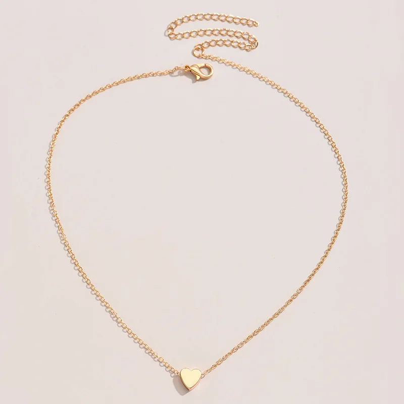 2024 Korean Fashion Heart Shape Necklaces For Women Simple Style Love Alloy Pendant Chains Choker Vinatge Cheap Trending Jewelry - Clikcy