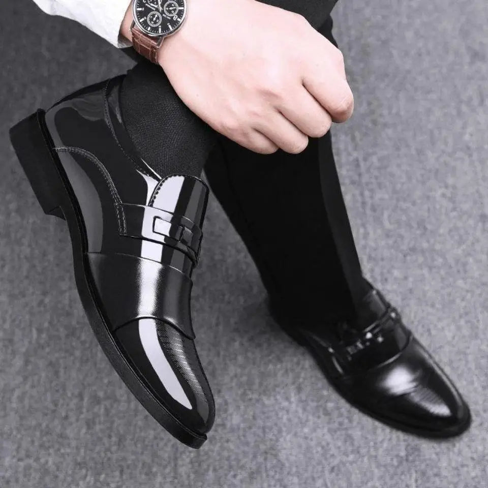 Fashion Black PU Leather Shoes Slip on Formal Men Shoes Plus Size Point Toe Wedding Shoes for Male Elegant Business Casual Shoes