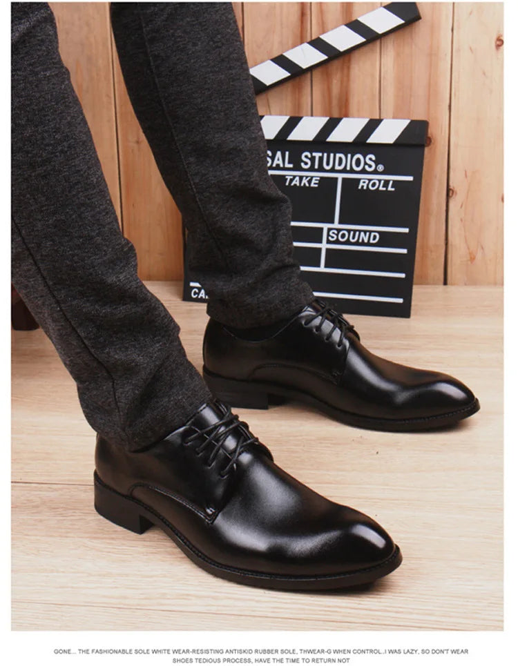 New Black Men Suit Shoes Party Men's Dress Shoes Italian Leather Zapatos Hombre Formal Shoes Men Office Sapato Social Masculino