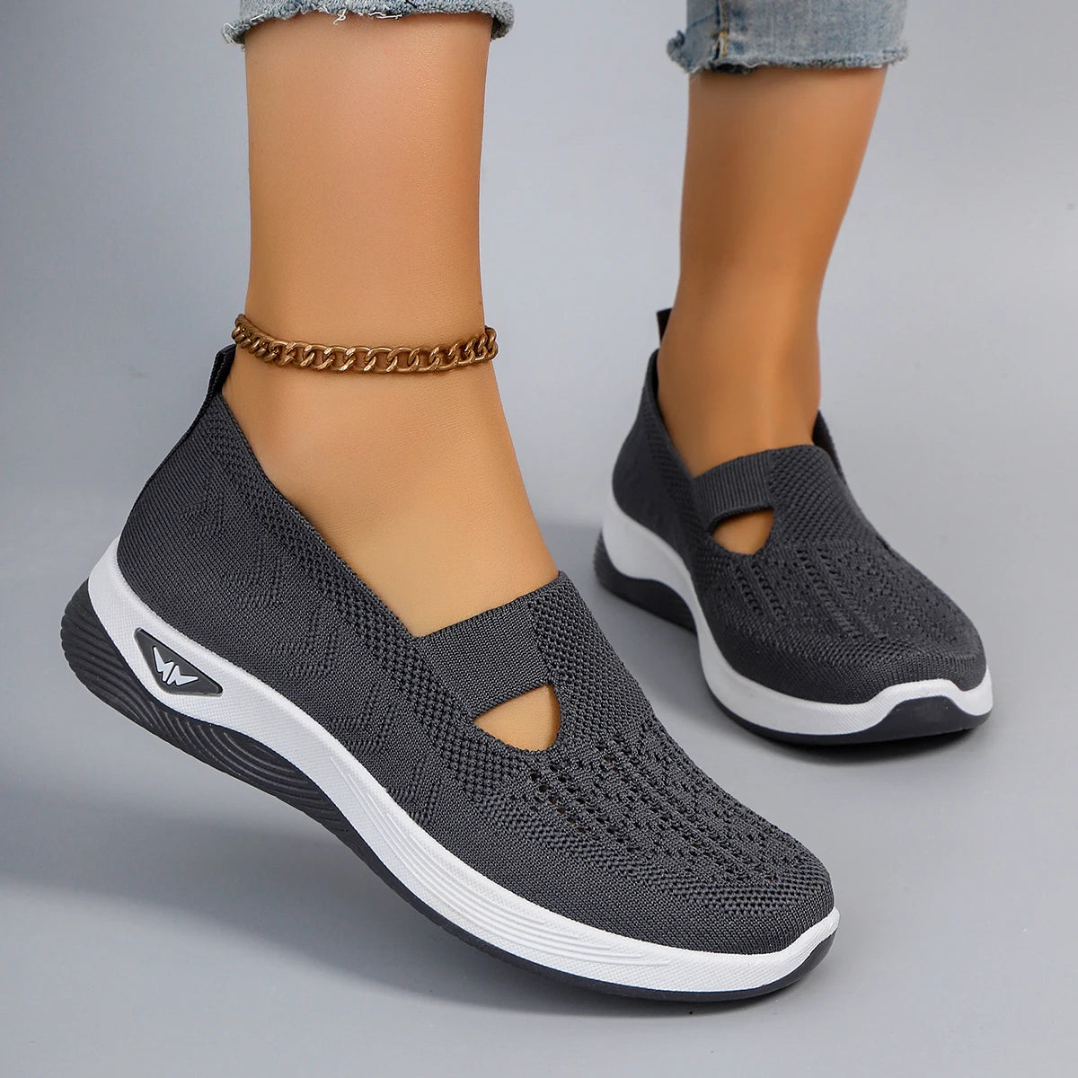 Spring new women's sports shoes, fashionable, breathable, lightweight, non-slip, wear-resistant, casual sports shoes, flat shoes